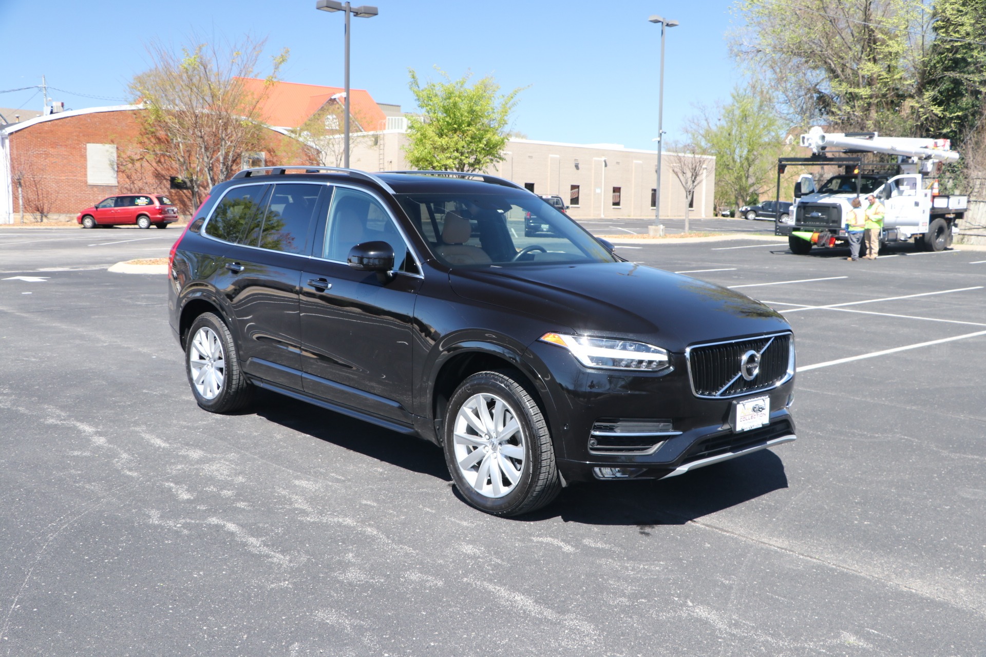 Used 2017 Volvo XC90 T6 MOMENTUM AWD W/NAV For Sale (Sold) | Auto ...