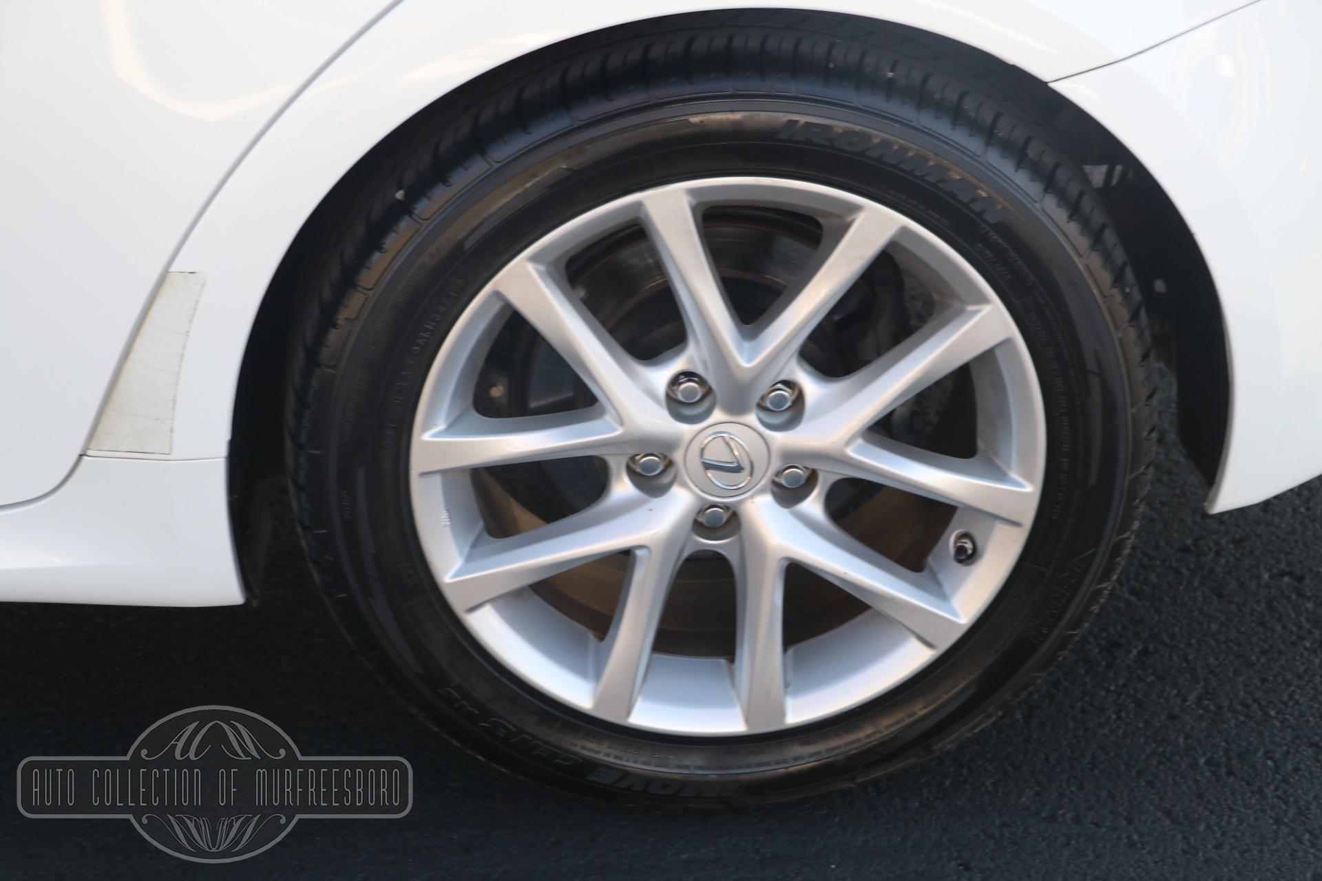 Installed Lexus CT200h 17 wheels and 205/50/17 tires