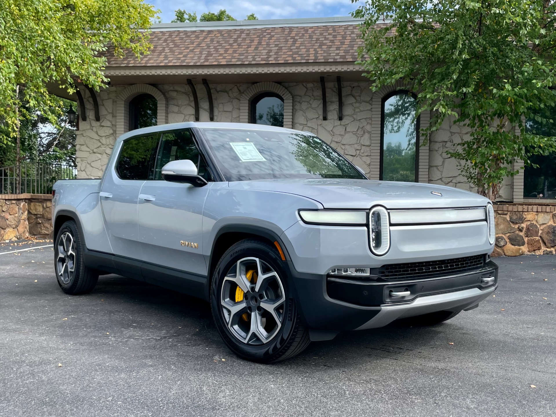 Used 2023 Rivian R1T ADVENTURE QUAD MOTOR AWD For Sale (Sold) | Auto ...