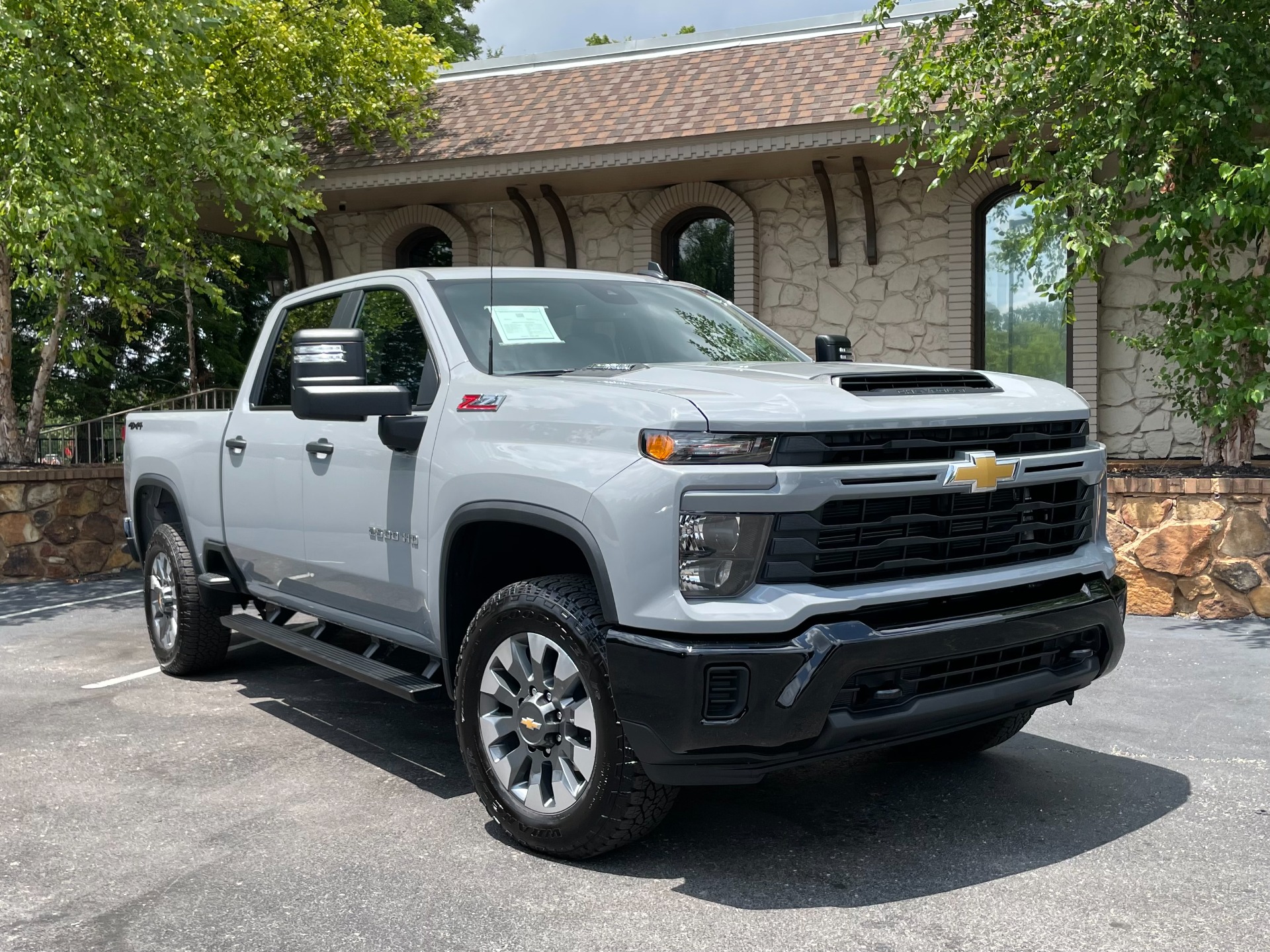 Used 2024 Chevrolet Silverado 2500HD CREW CUSTOM 4WD DURAMAX 6.6L DIESEL Z71 OFF ROAD PKG For