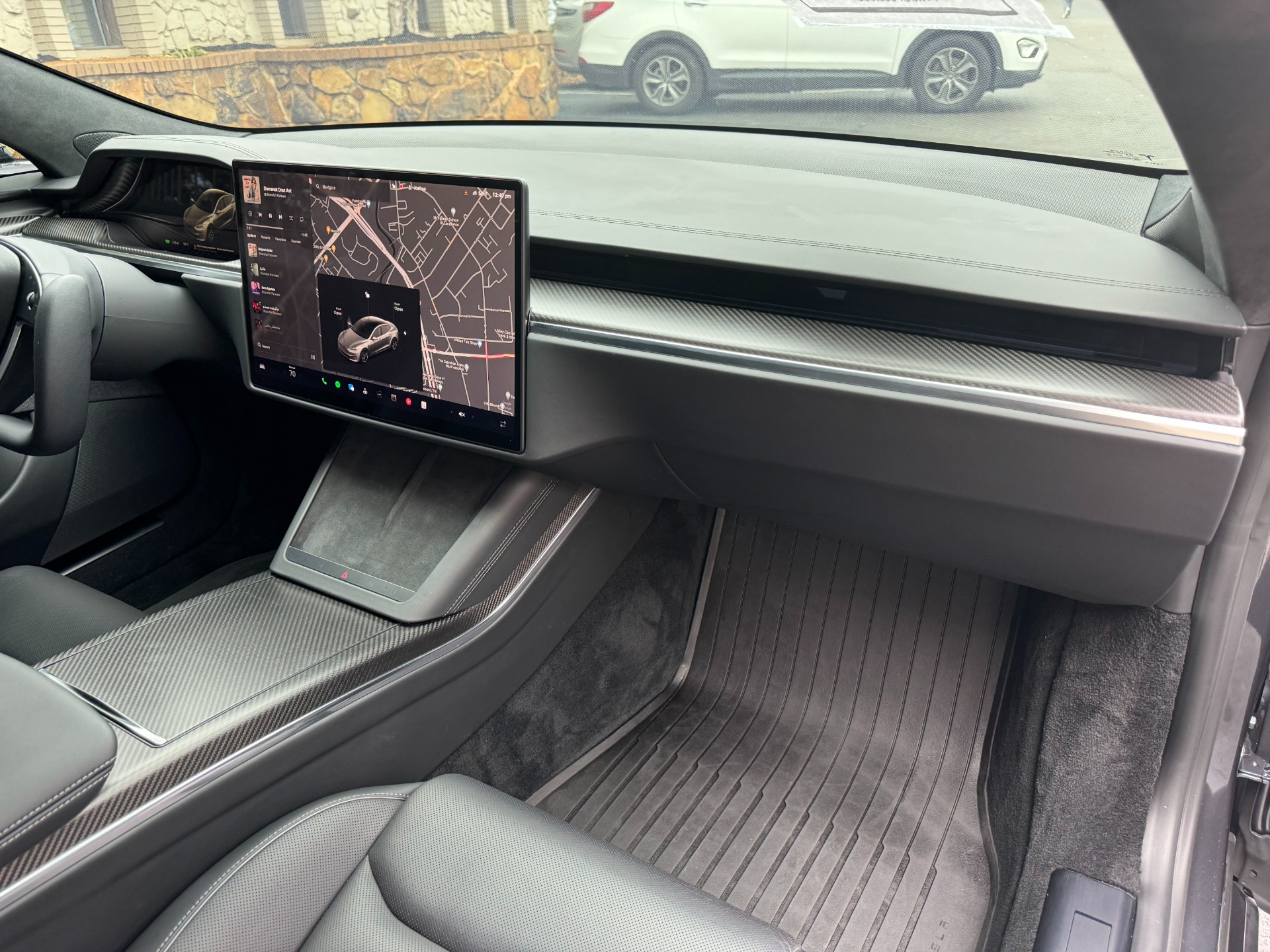 2021 Tesla Model S Plaid photo 17