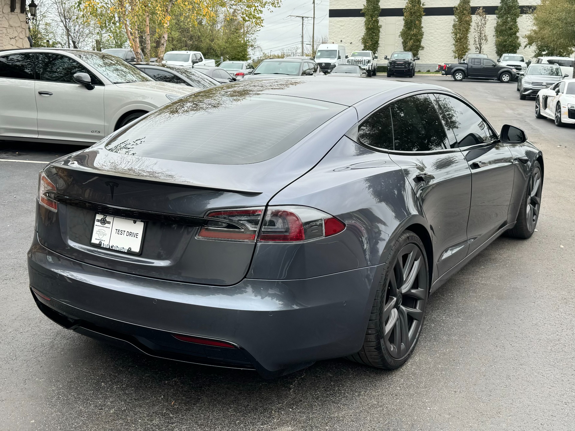 2021 Tesla Model S Plaid photo 3