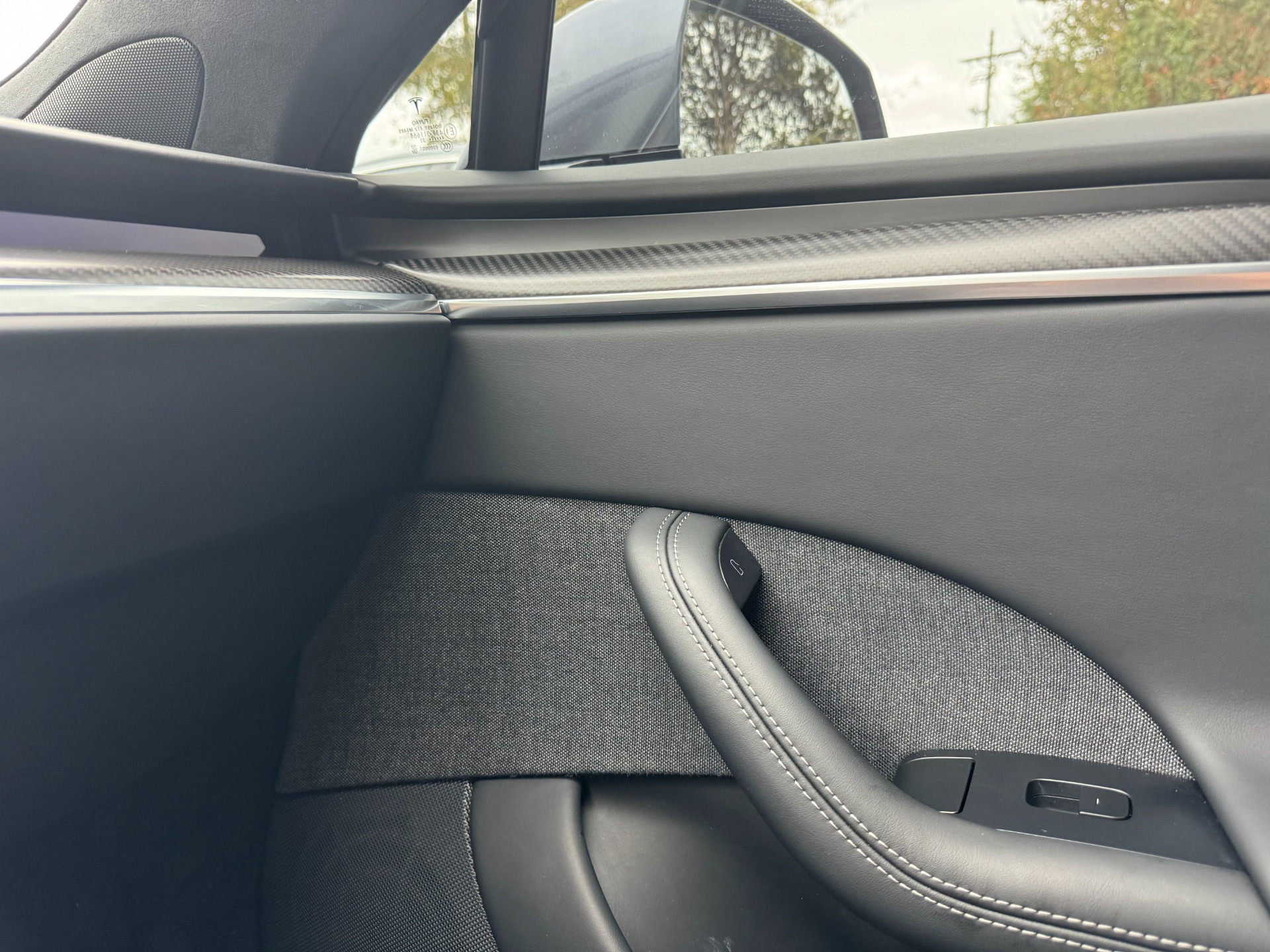 2021 Tesla Model S Plaid photo 43