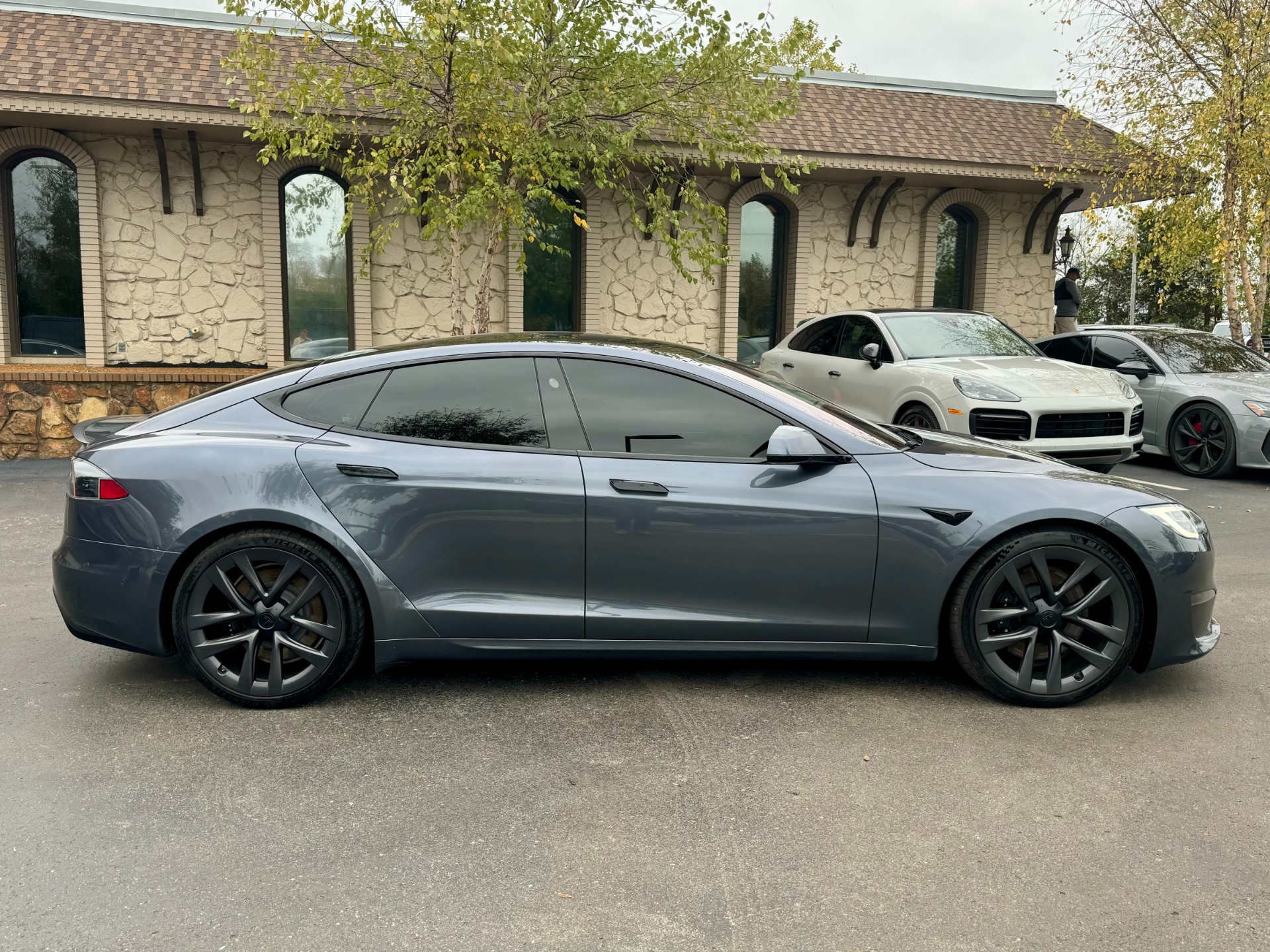 2021 Tesla Model S Plaid photo 7