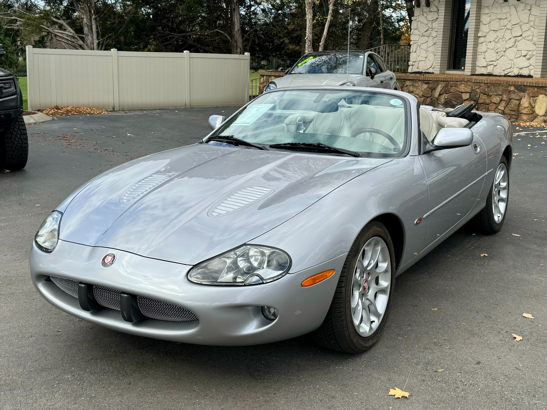 2000 Jaguar XK Series XKR Convertible photo 2