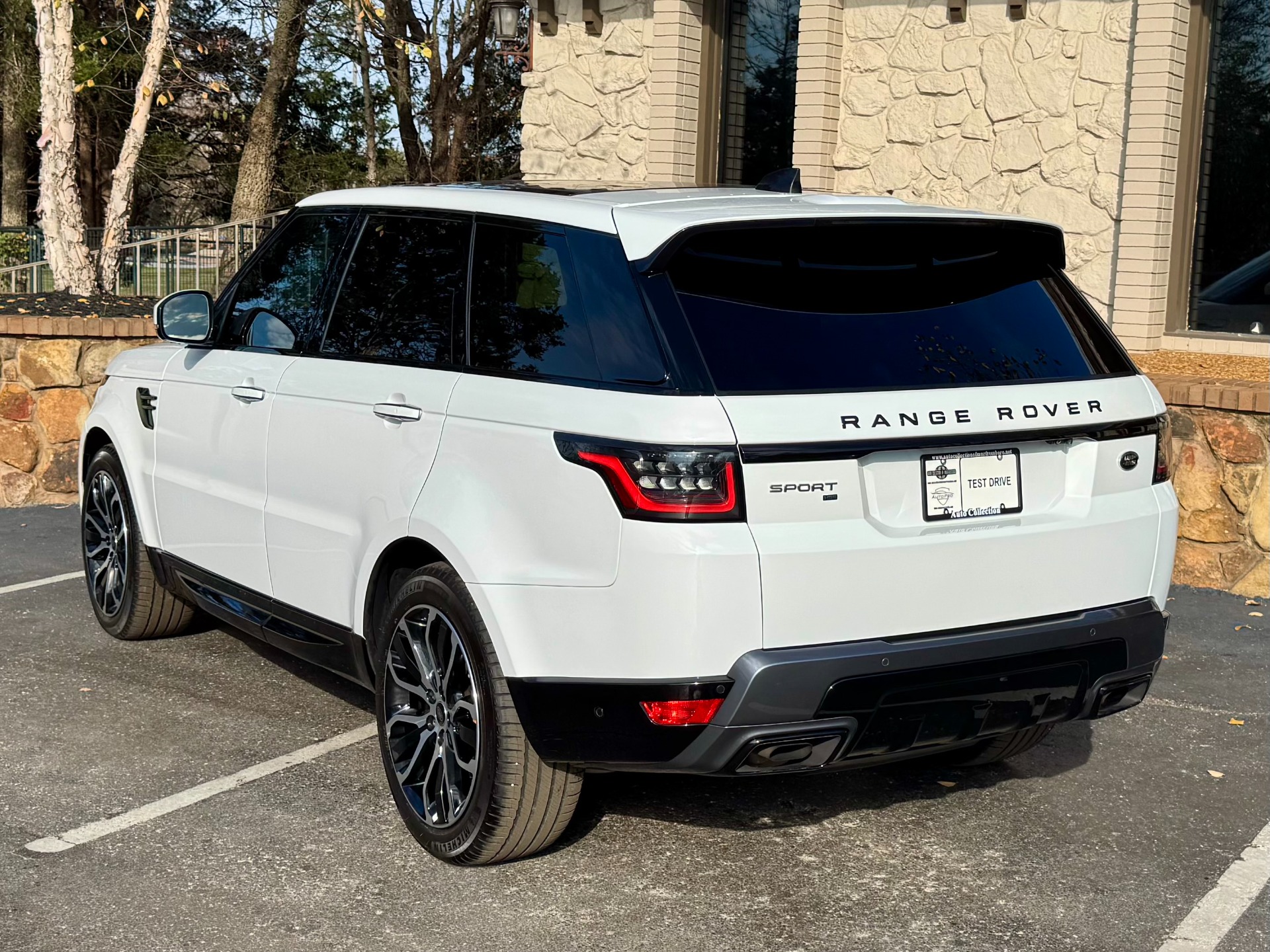 2021 Land Rover Range Rover Sport HSE Silver Edition photo 4