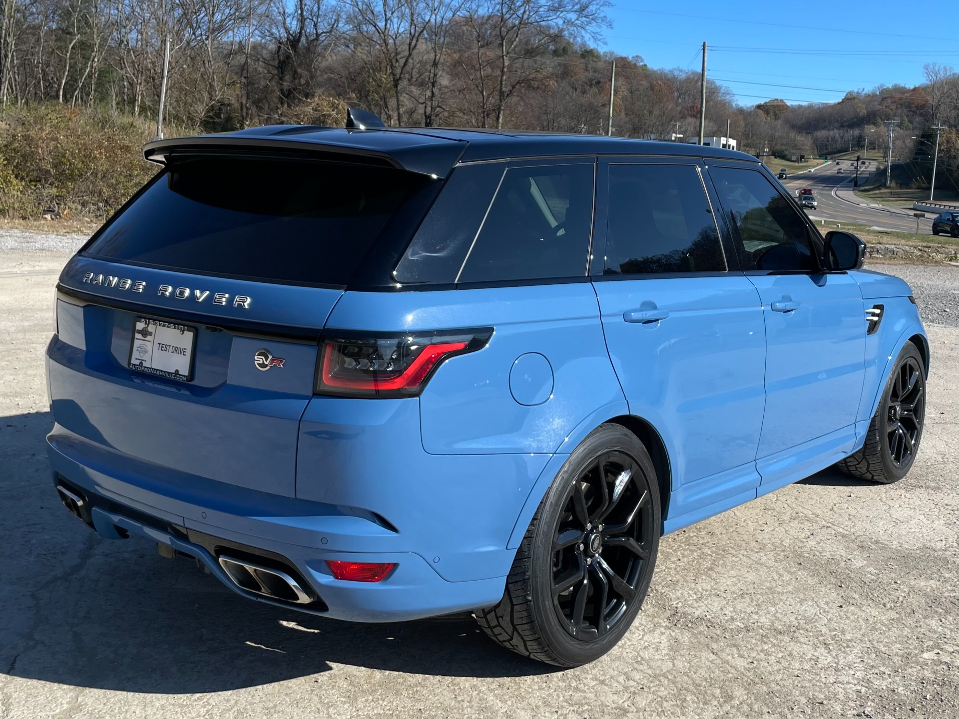 2022 Land Rover Range Rover Sport SVR photo 3