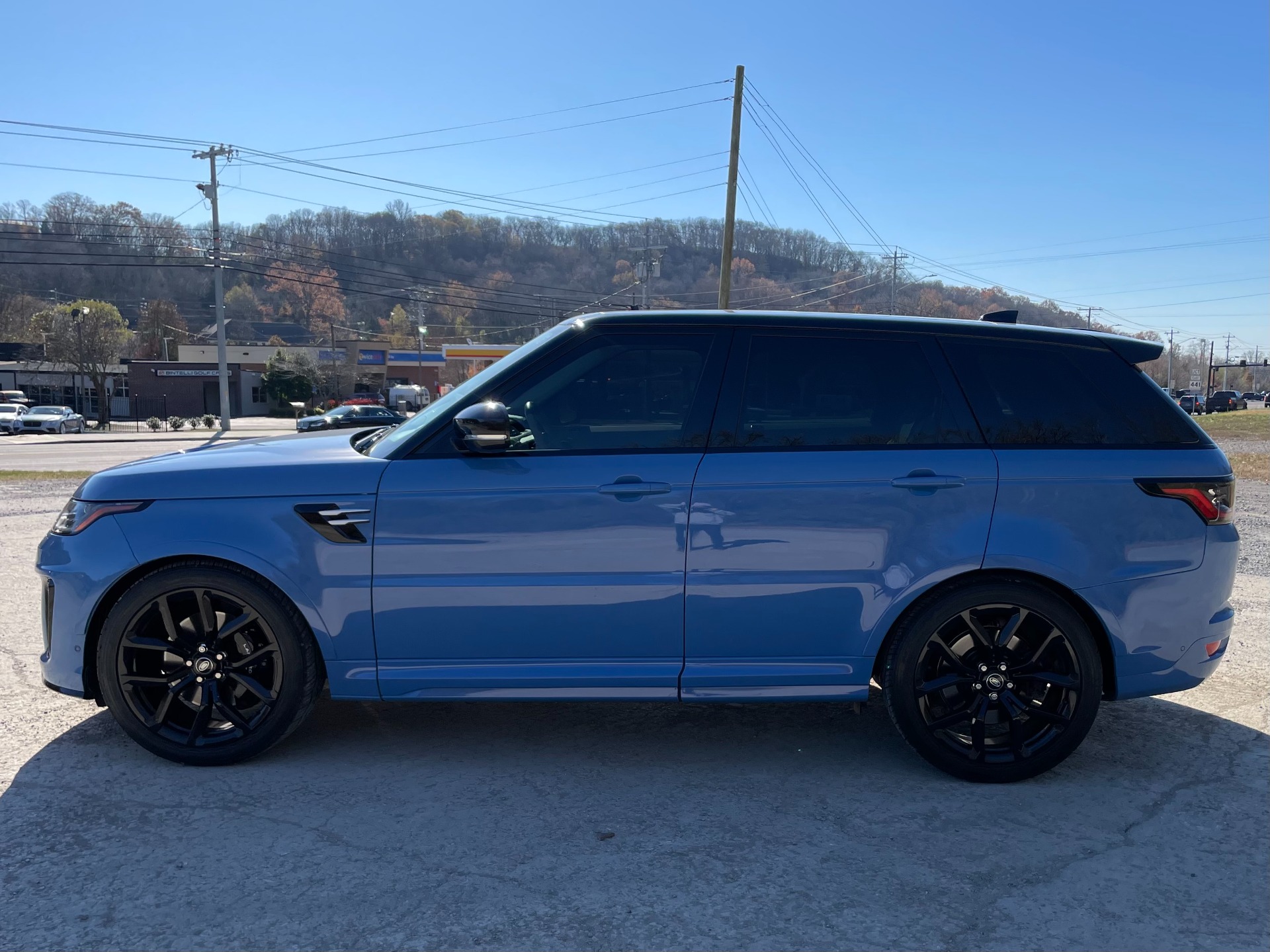 2022 Land Rover Range Rover Sport SVR photo 8