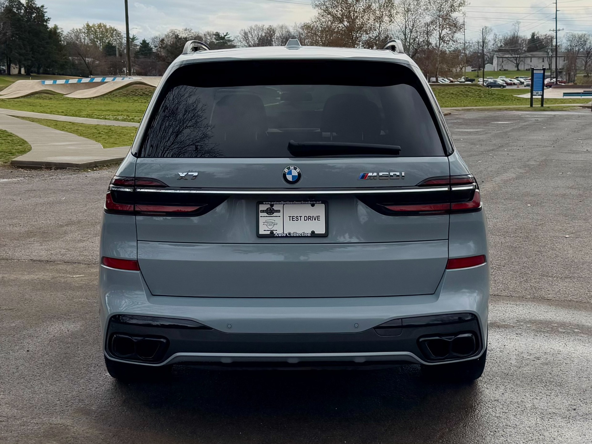 2023 BMW X7 M60i photo 5