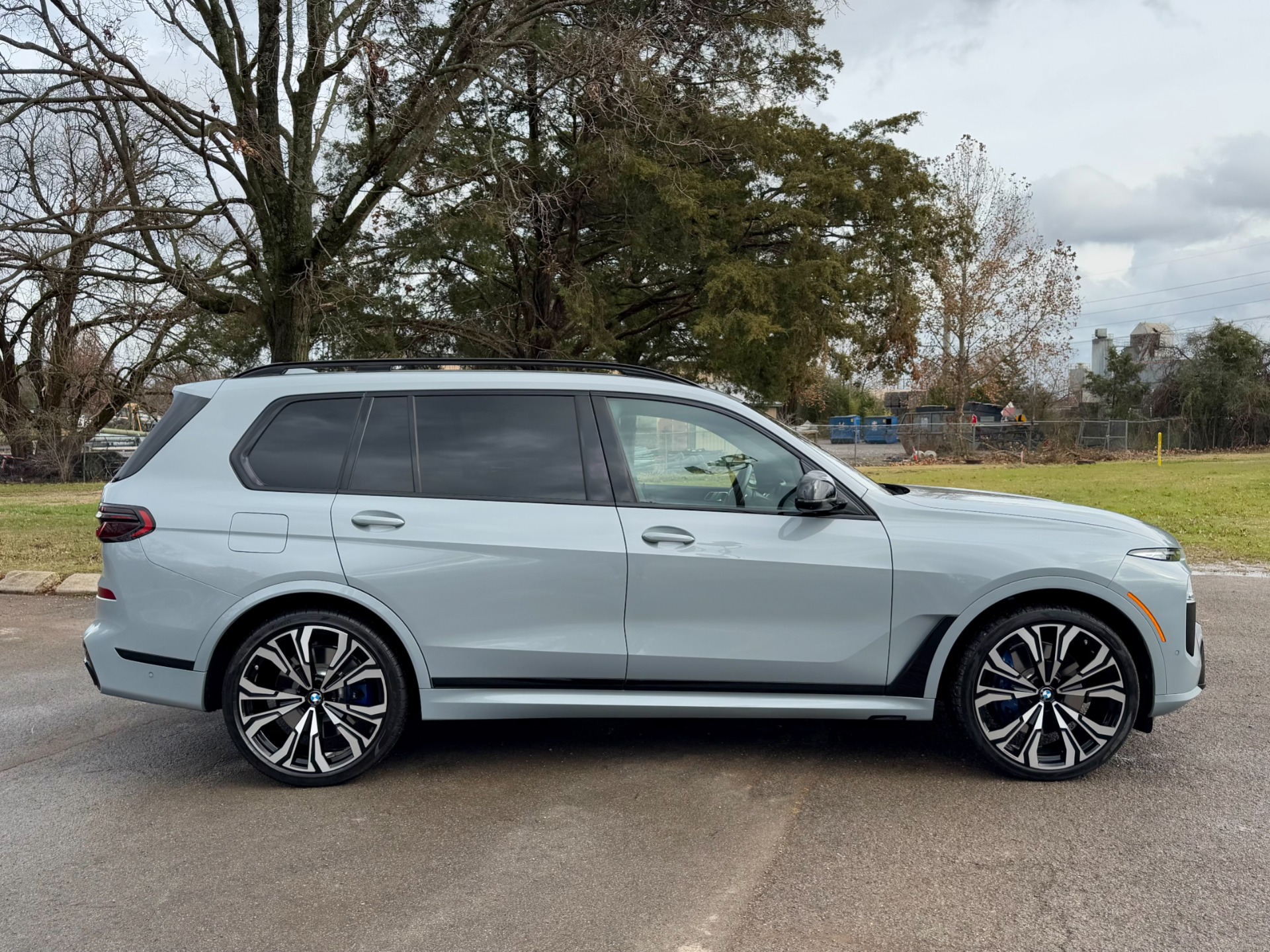 2023 BMW X7 M60i photo 8