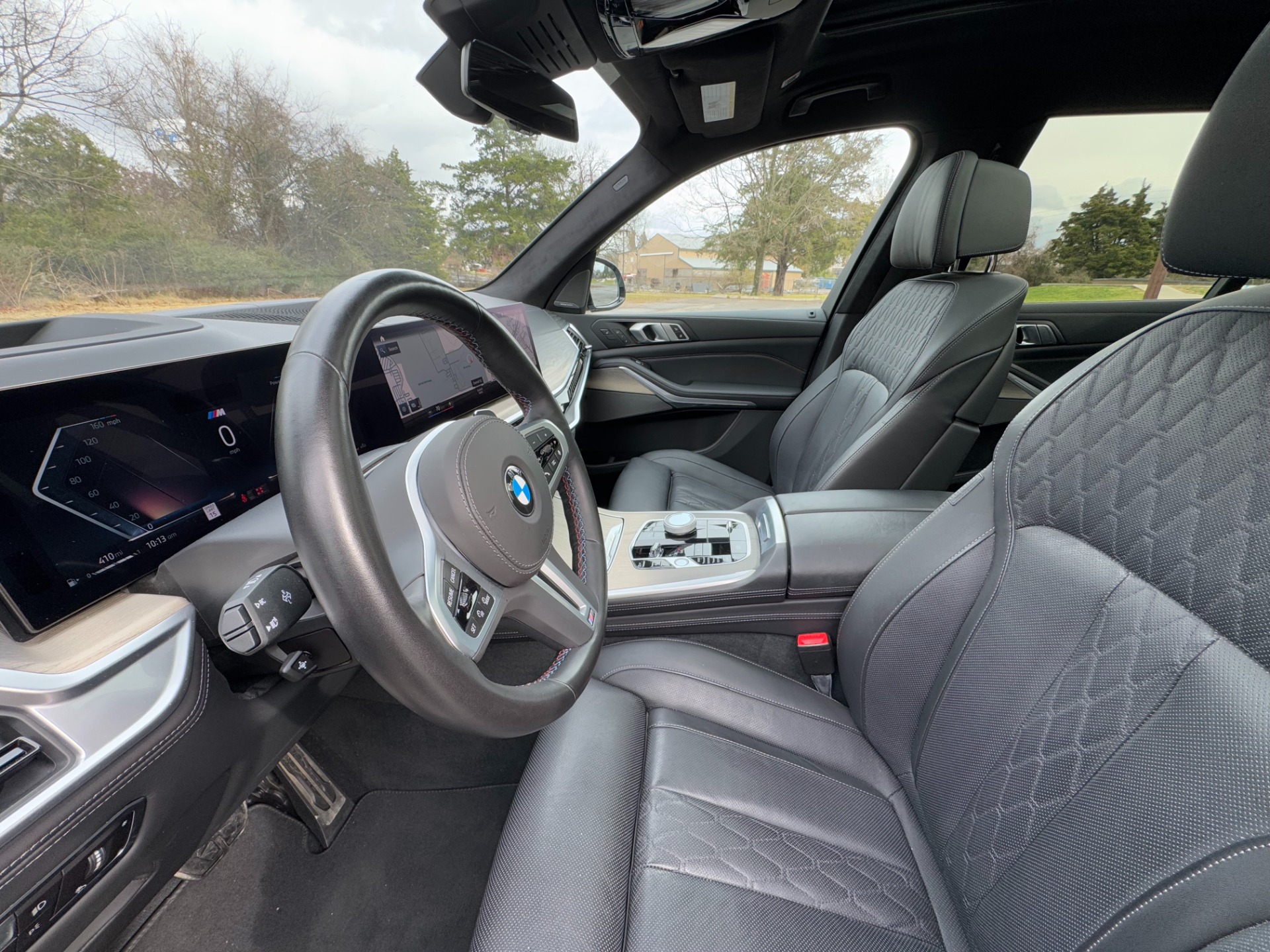 2023 BMW X7 M60i photo 9