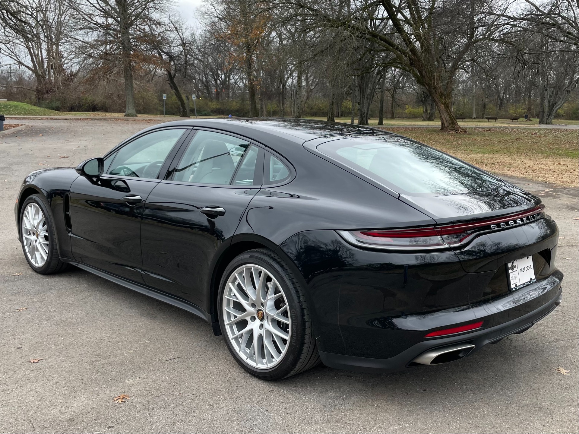 2021 Porsche Panamera Base photo 4