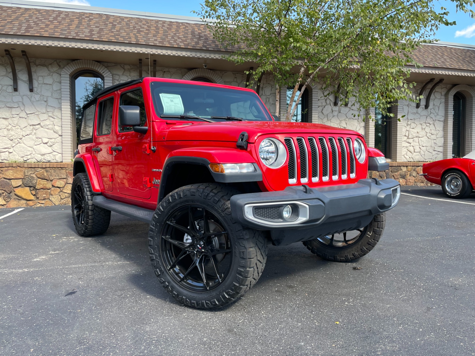 Trailblazing Excellence: Murfreesboro used Jeep Dealer Experience